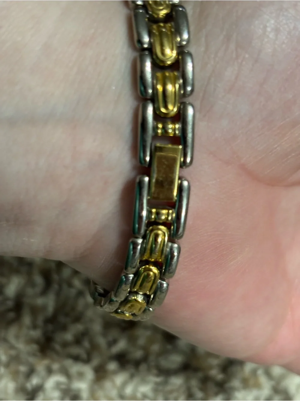 Vintage Citizen Women's Quartz Analog Two-Tone Bracelet Watch Just Needs Battery